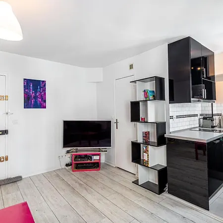 Guestready - Charming Canal St-martin Retreat Apartment Paris